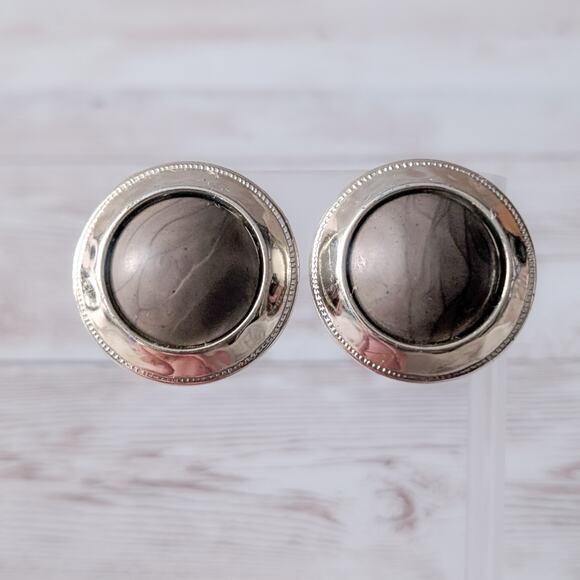 Vintage Clip On Earrings Dusky Brown & Light Gold Tone Large Statement - Picture 1 of 9